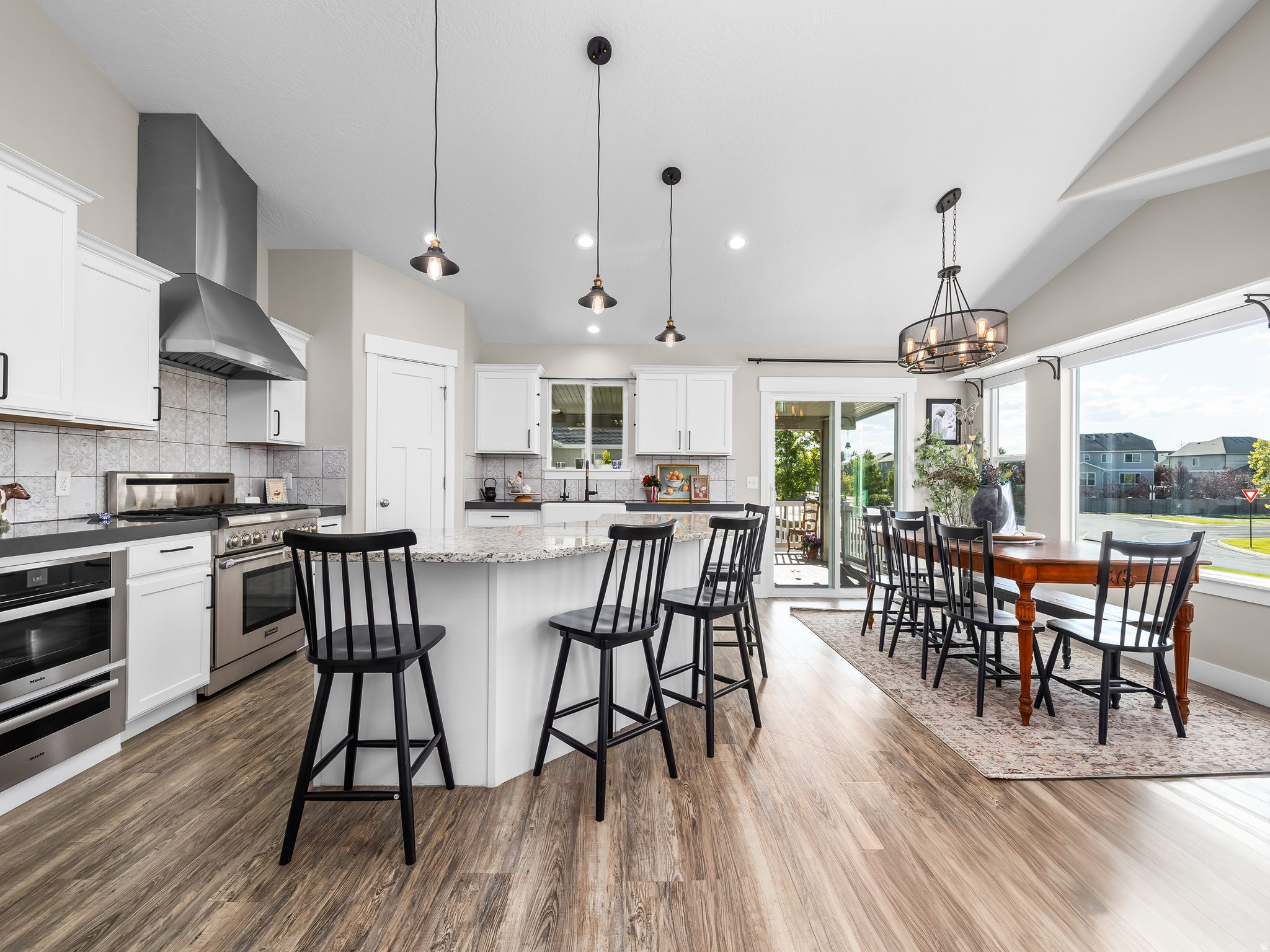 THE MEADOWS - Residential