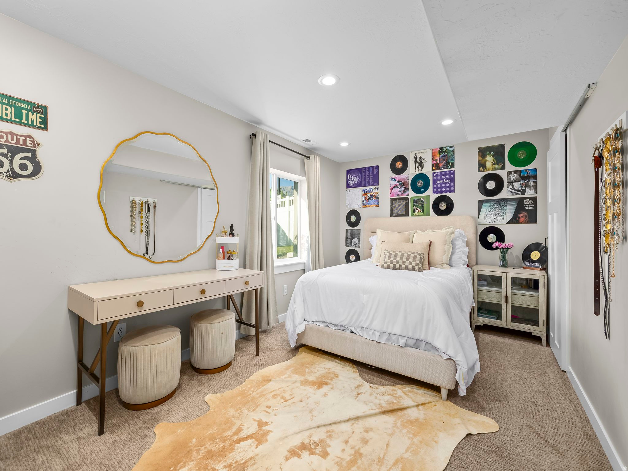 THE MEADOWS - Residential