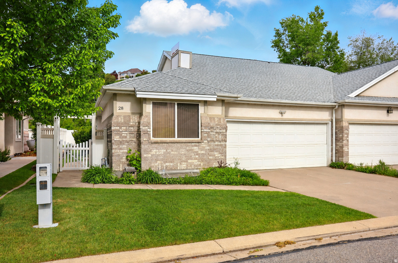 RIVER POINTE - Residential