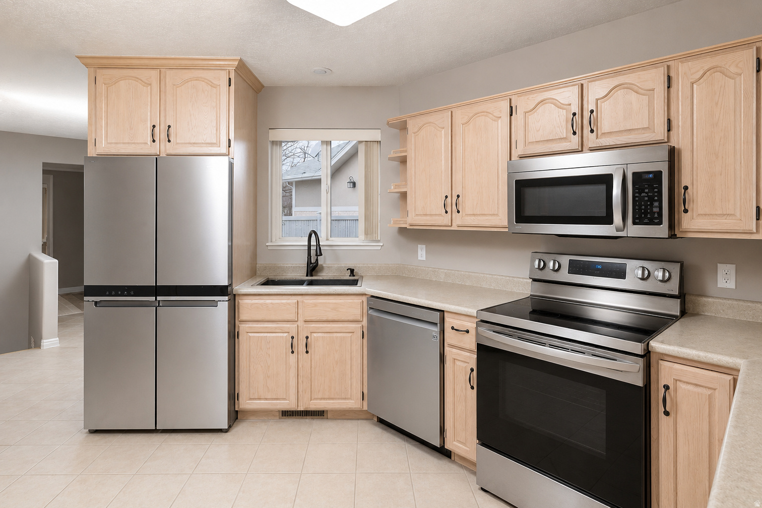 RIVER POINTE - Residential