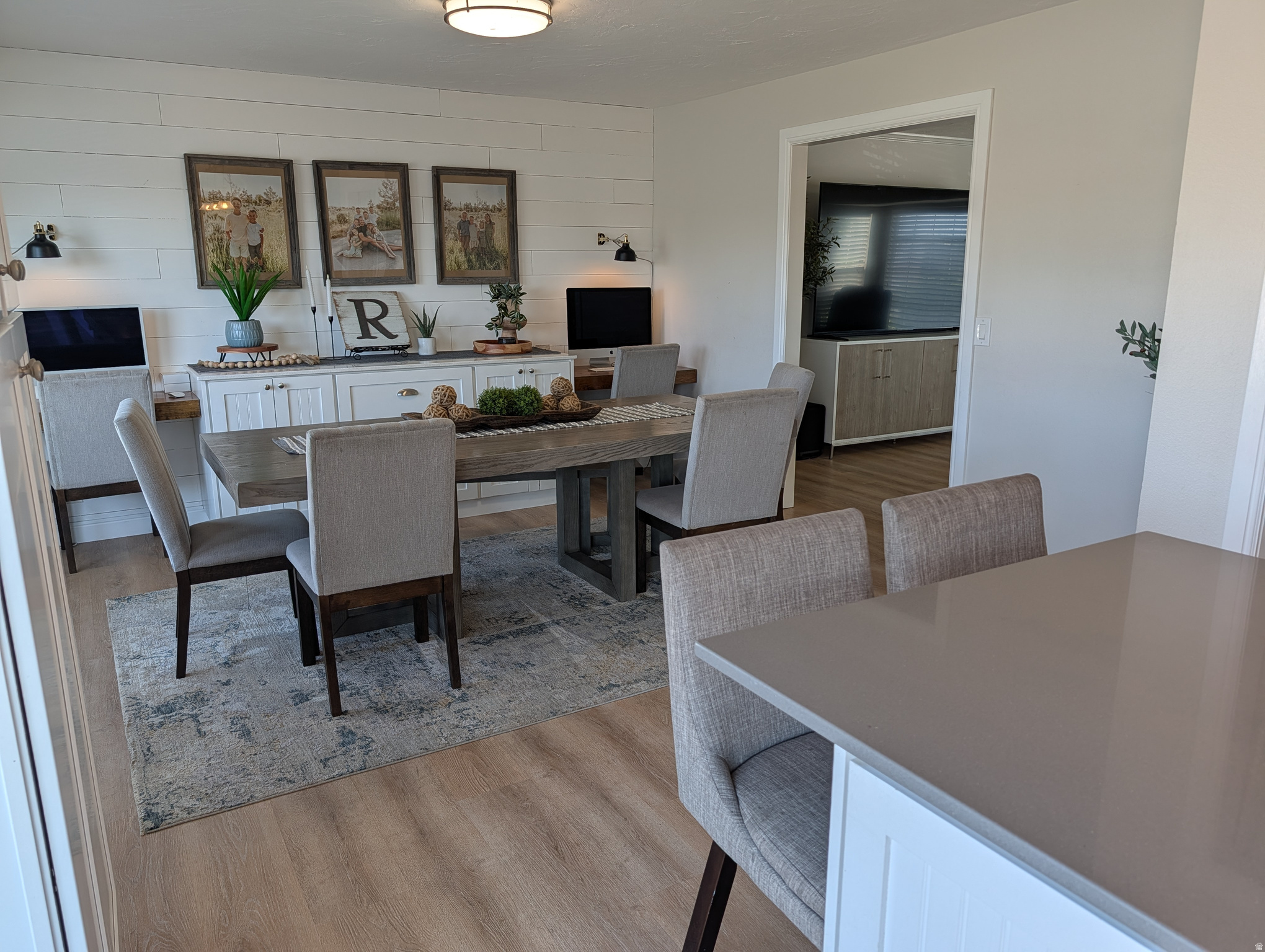 COUNTRY LIVING #1 - Residential