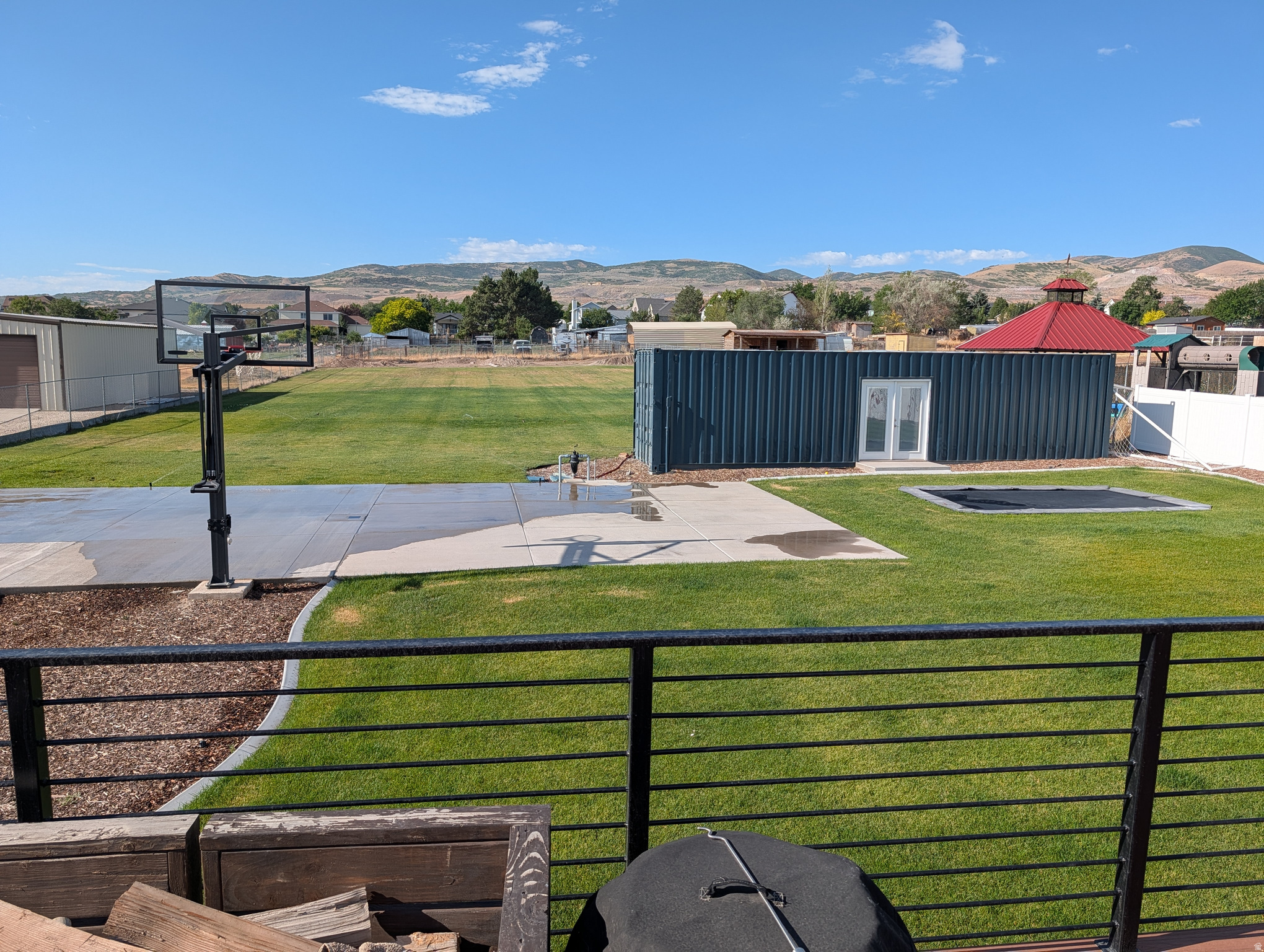 COUNTRY LIVING #1 - Residential