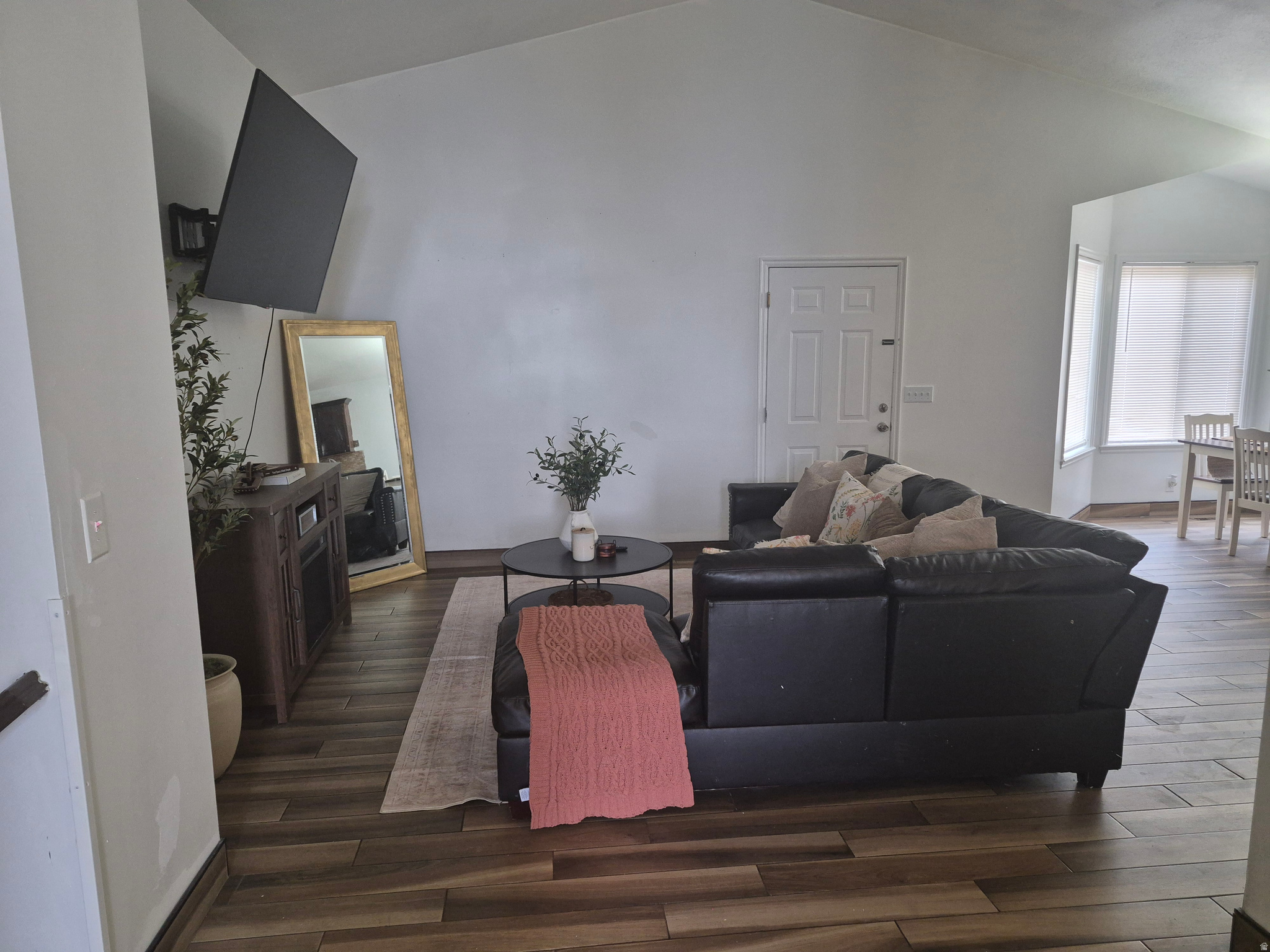LAKE VIEW HEIGHTS SU - Residential
