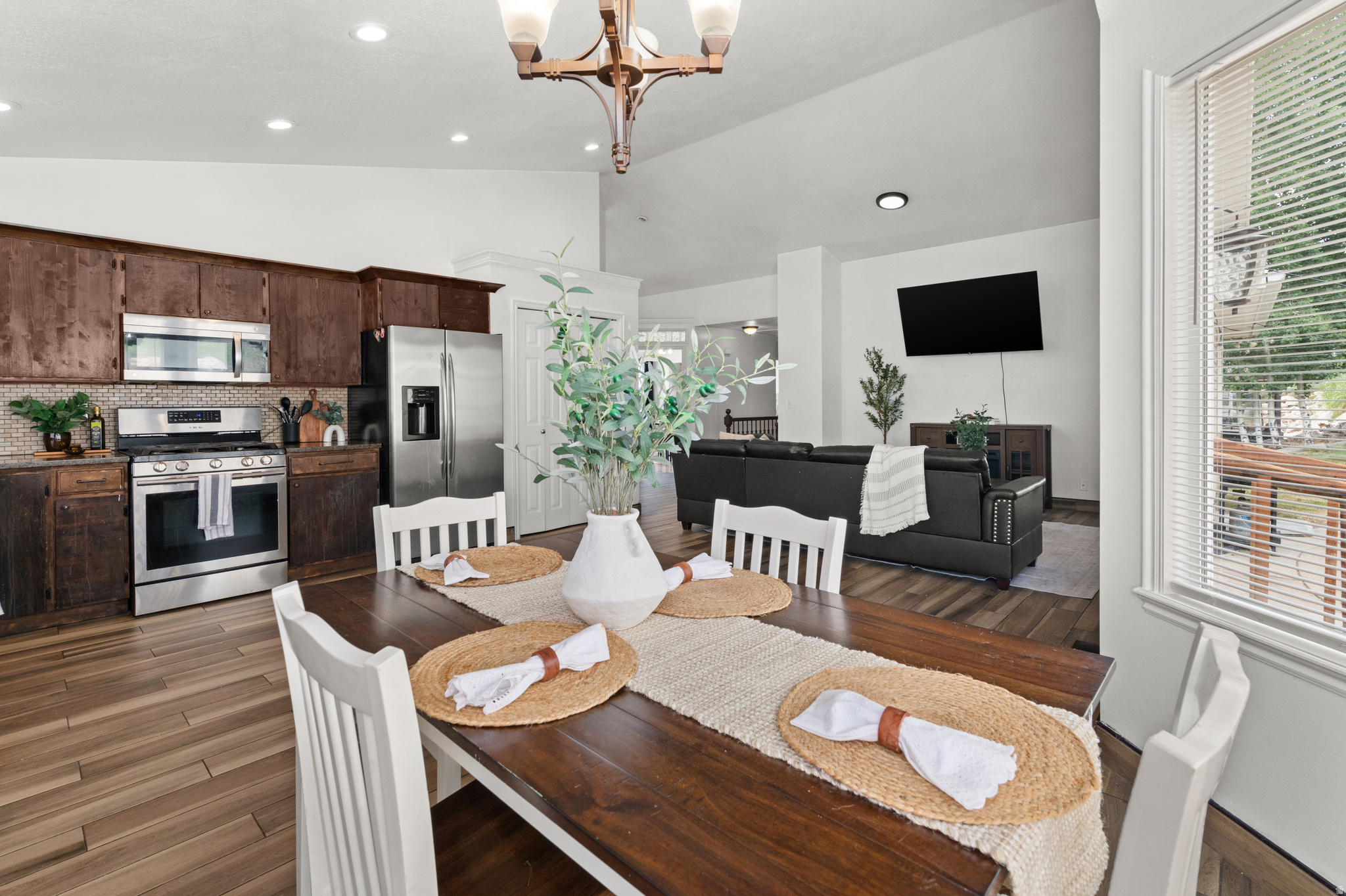 LAKE VIEW HEIGHTS SU - Residential