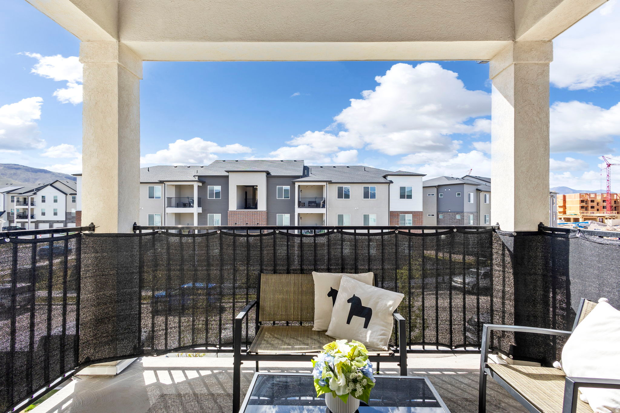 MOUNTAIN RIDGE - Residential