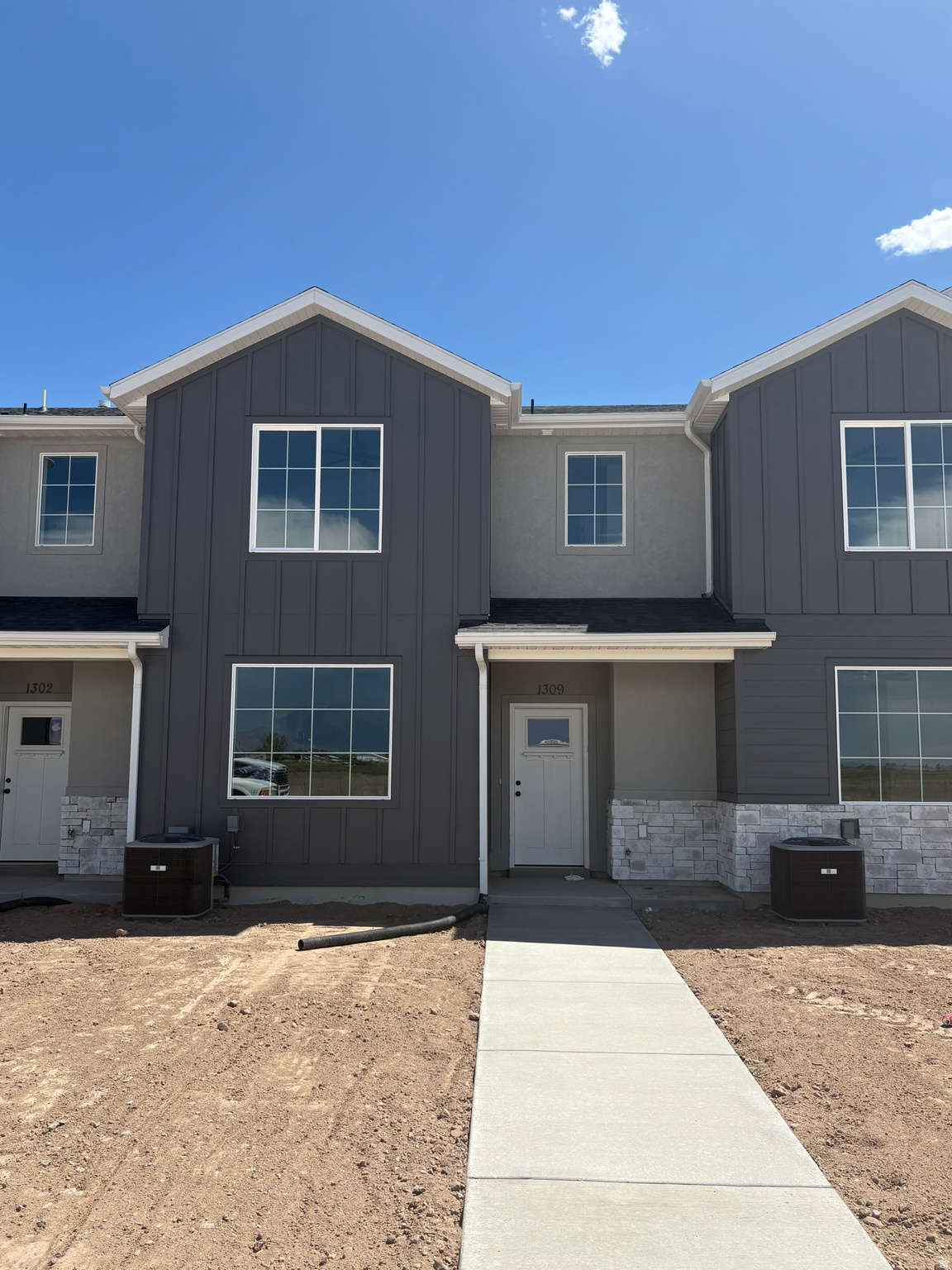 ARROWHEAD SPRINGS - Residential