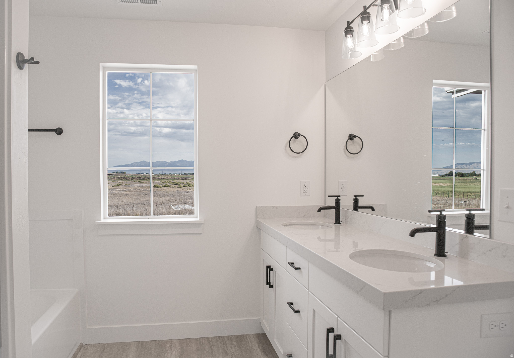 ARROWHEAD SPRINGS - Residential
