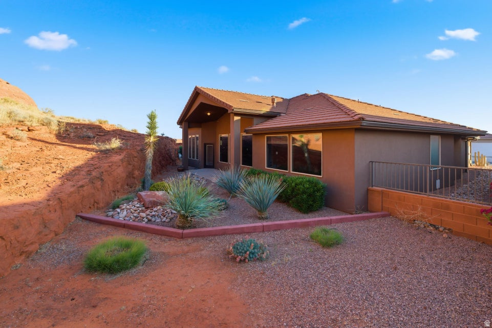 RED CLIFFS PARK EAST PH 2 - Residential