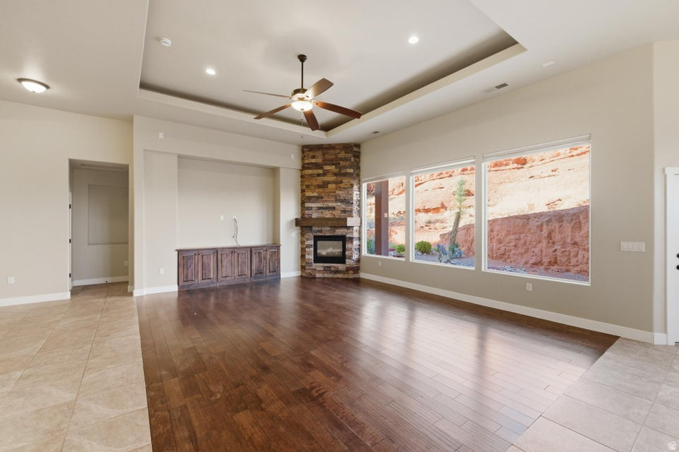 RED CLIFFS PARK EAST PH 2 - Residential