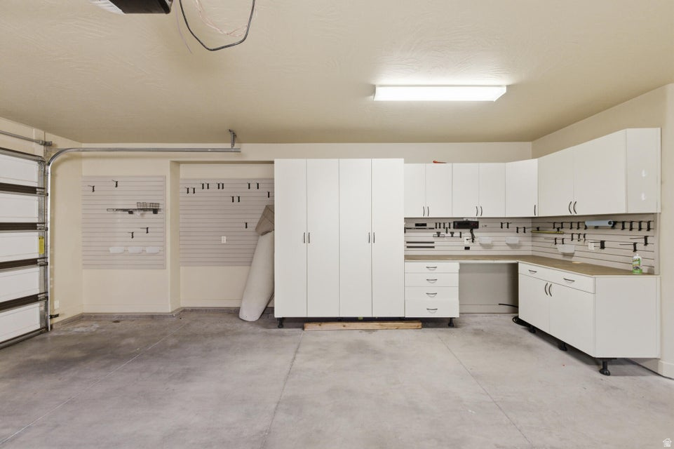 RED CLIFFS PARK EAST PH 2 - Residential