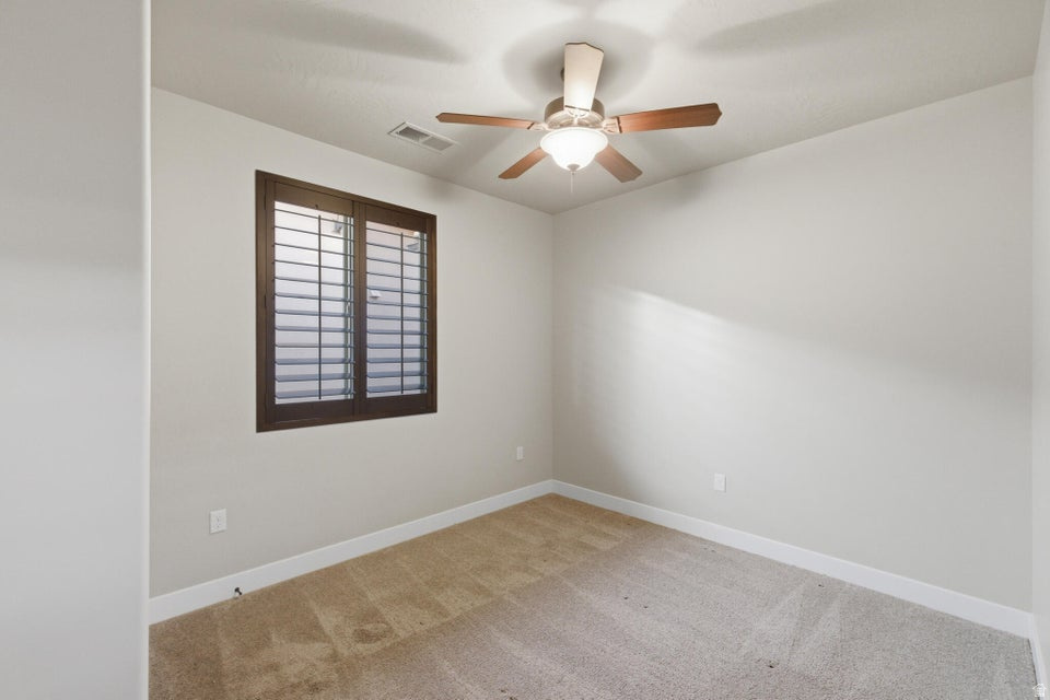 RED CLIFFS PARK EAST PH 2 - Residential