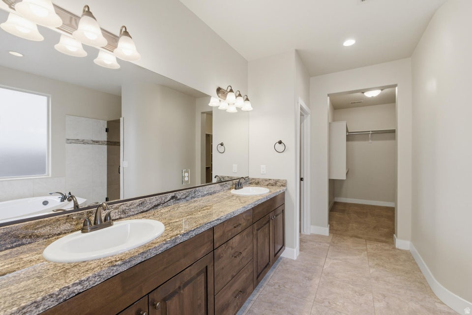 RED CLIFFS PARK EAST PH 2 - Residential