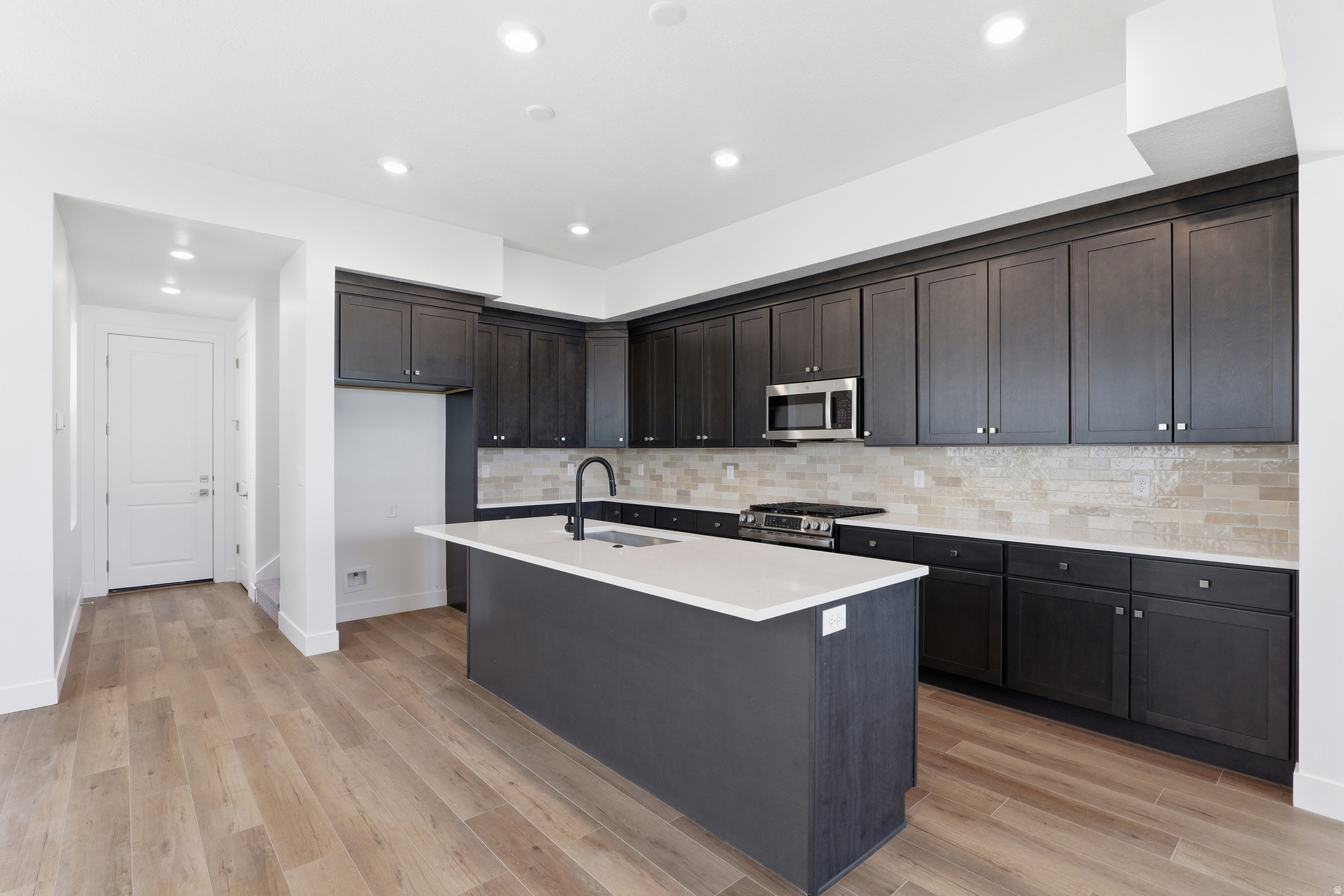 HUNTINGTON RANCH - Residential