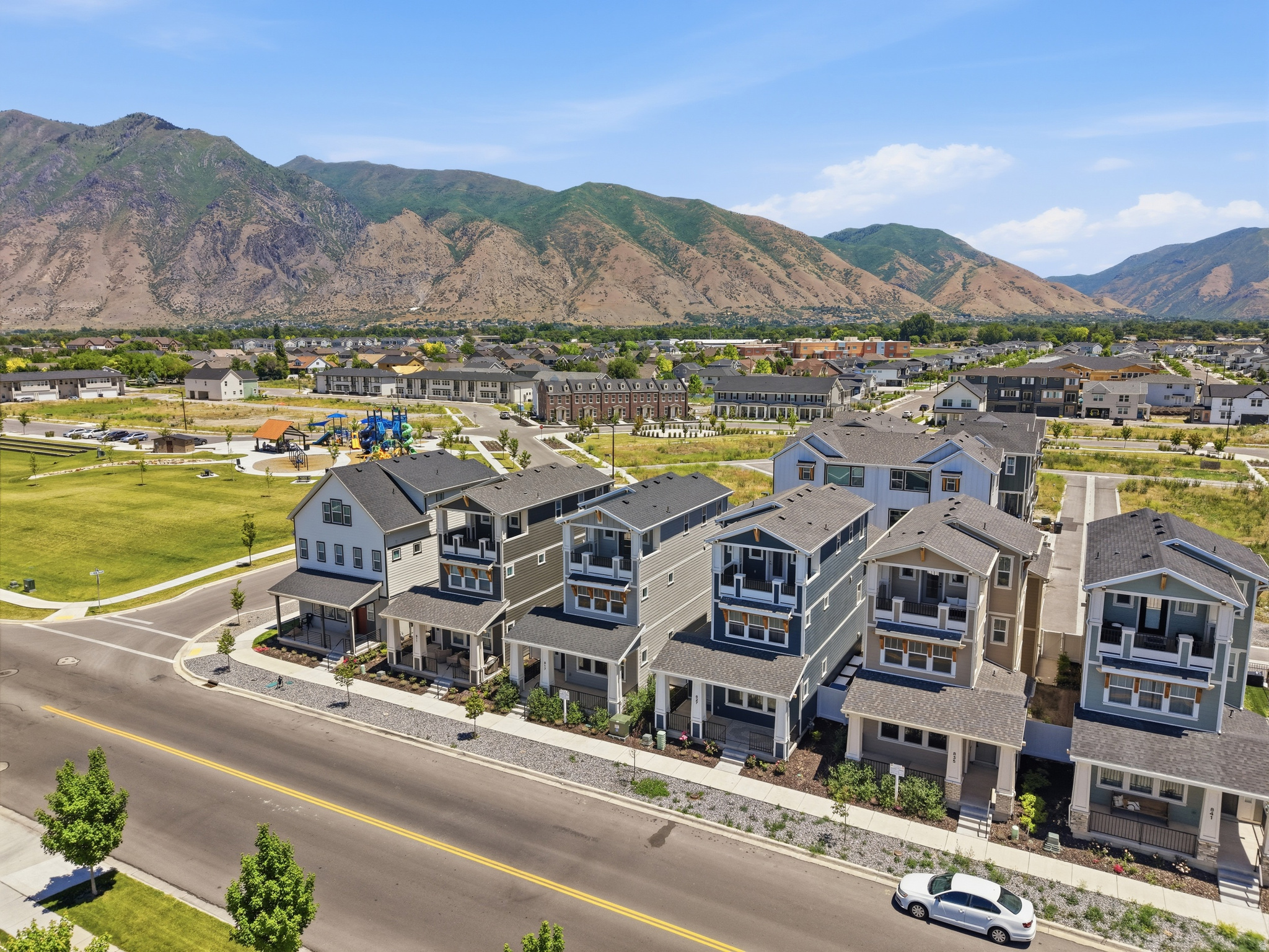 HUNTINGTON RANCH - Residential