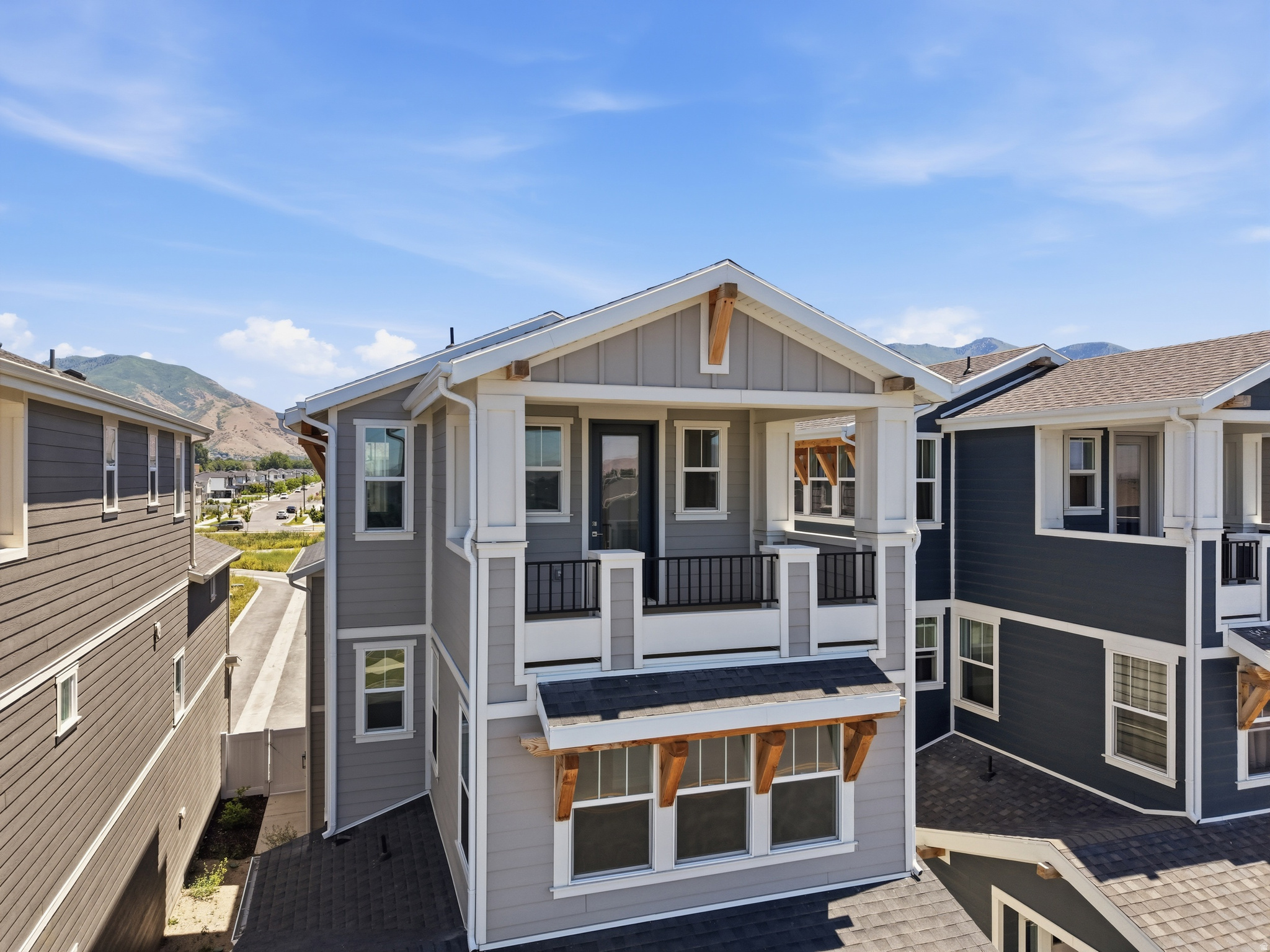 HUNTINGTON RANCH - Residential