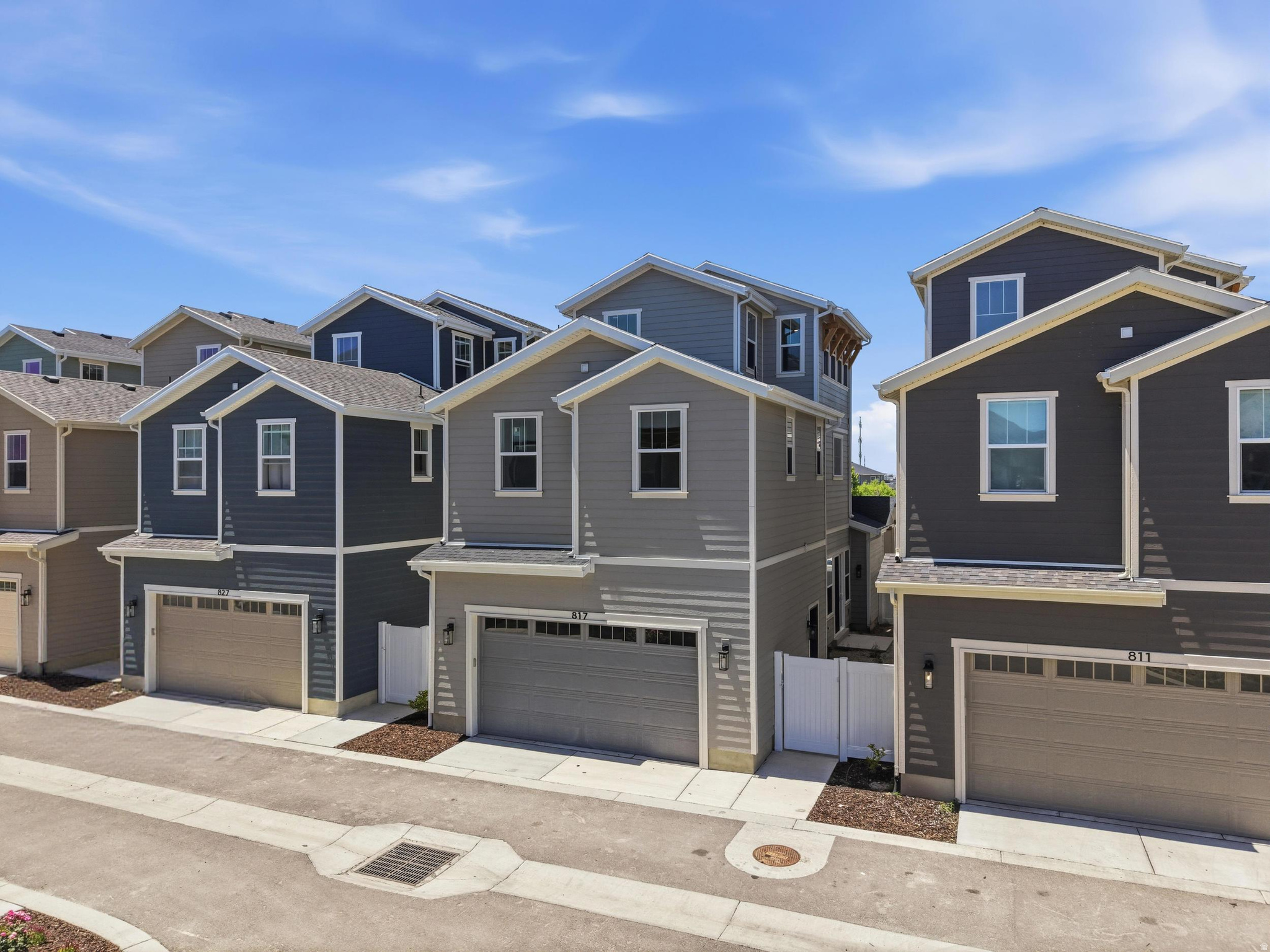 HUNTINGTON RANCH - Residential
