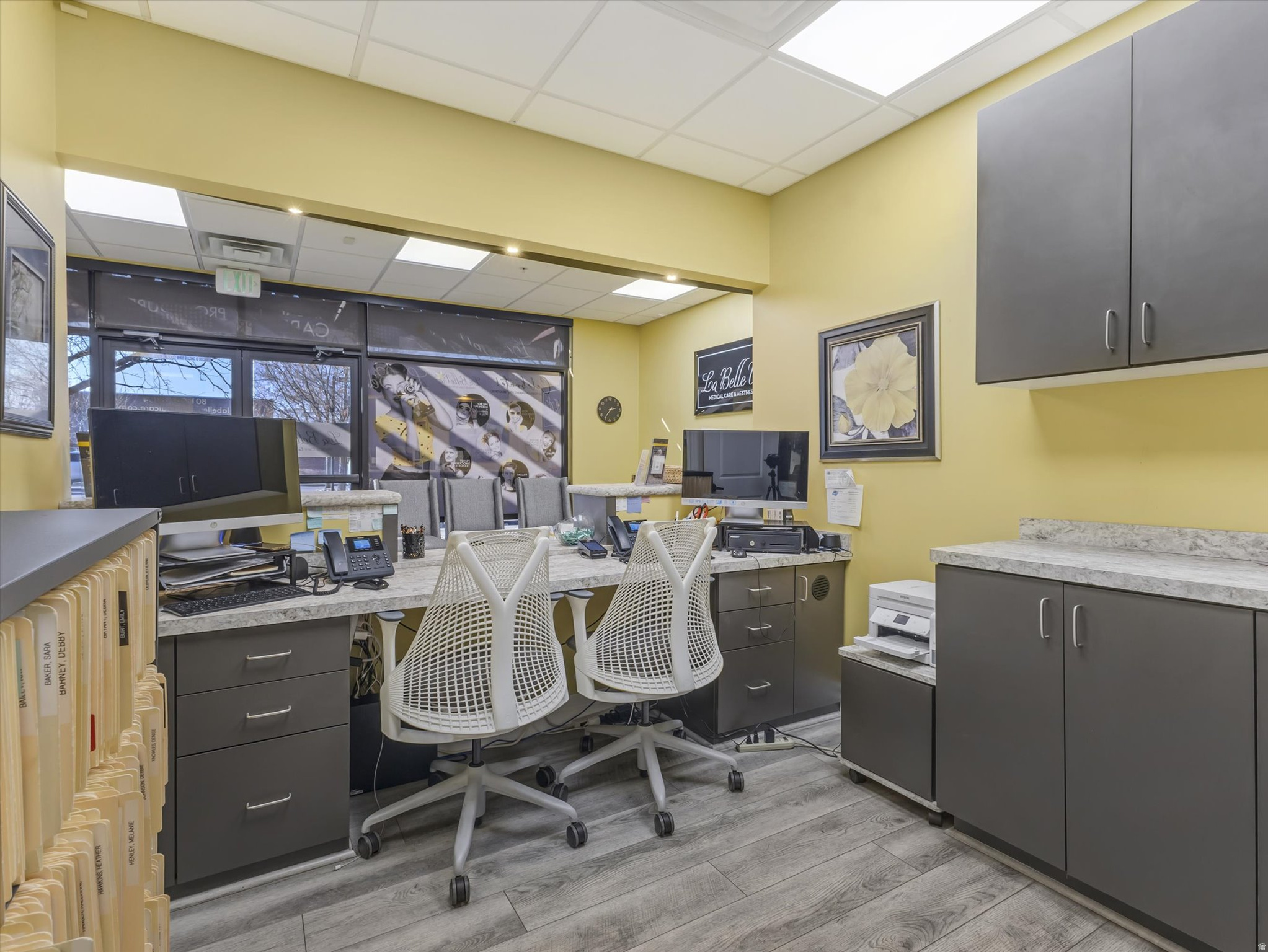 ROCKWELL SQUARE - Commercial Sale