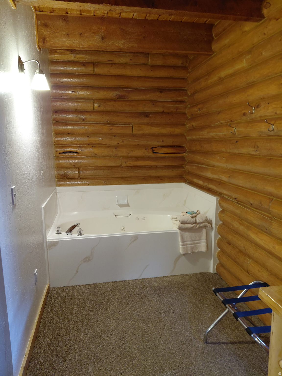 THE CABINS AT BEAR RIVER LODGE - Residential
