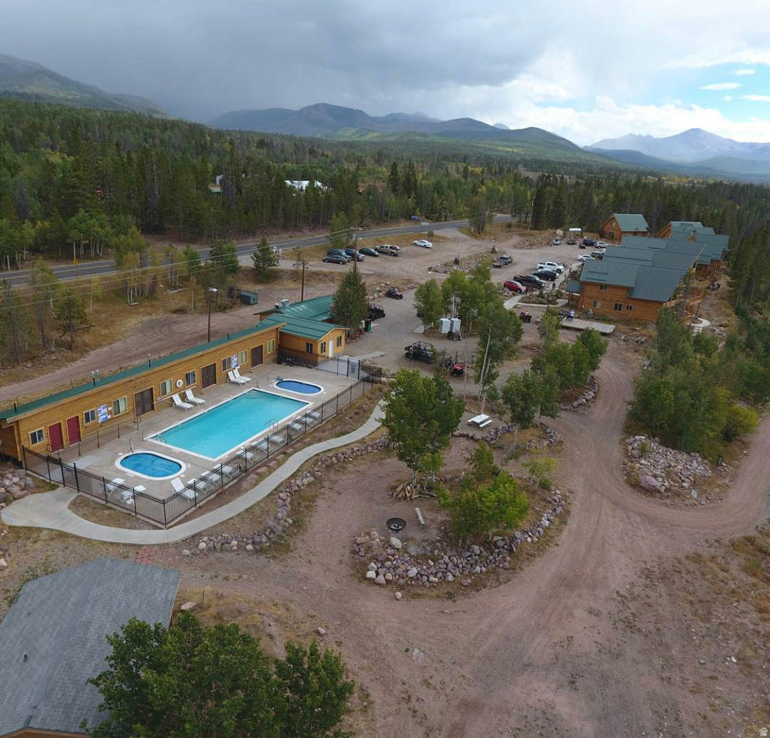 THE CABINS AT BEAR RIVER LODGE - Residential