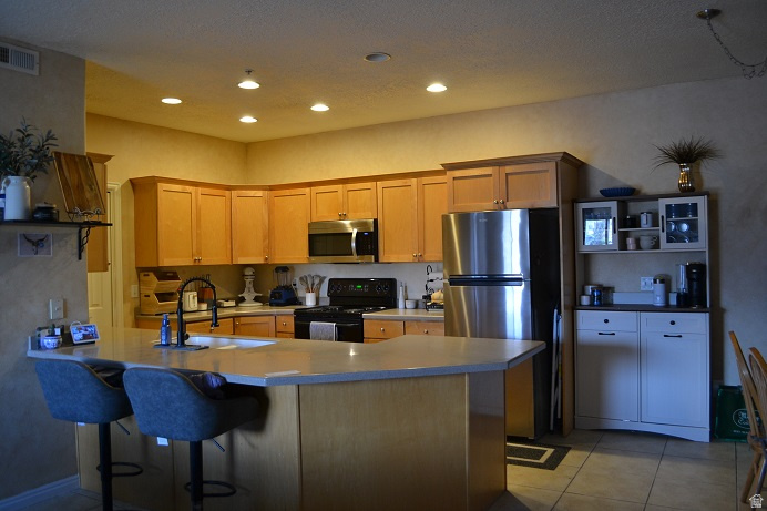 VILLAGES AT WOLF HOLLOW PHASE 5 - Residential