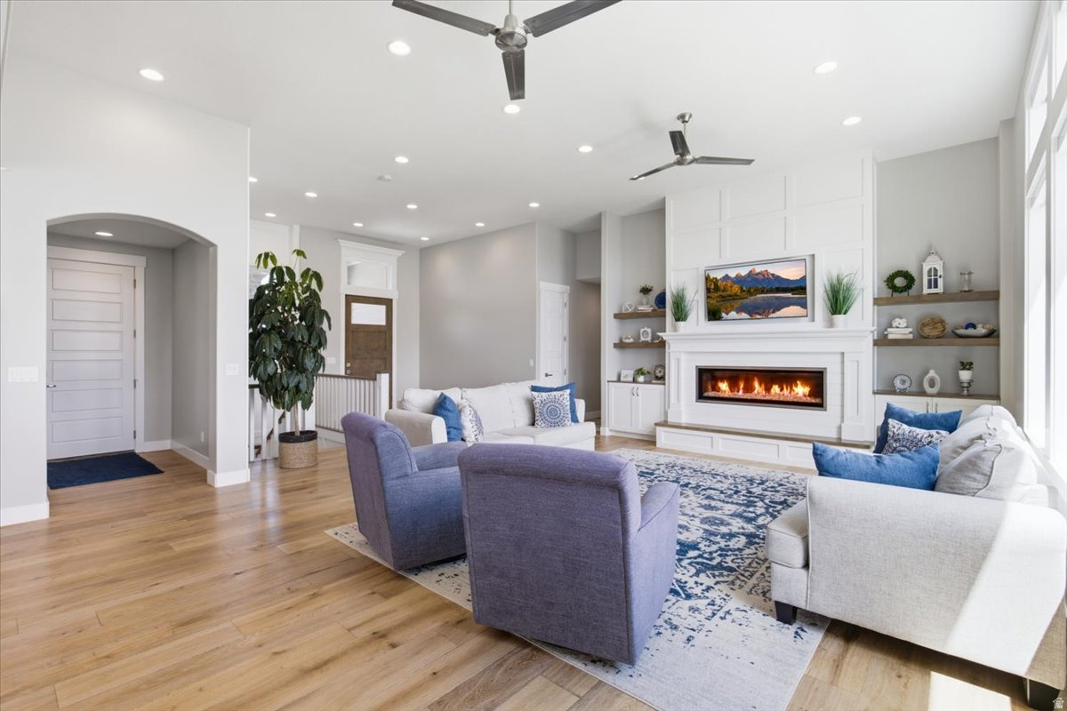 THE PIER - Residential