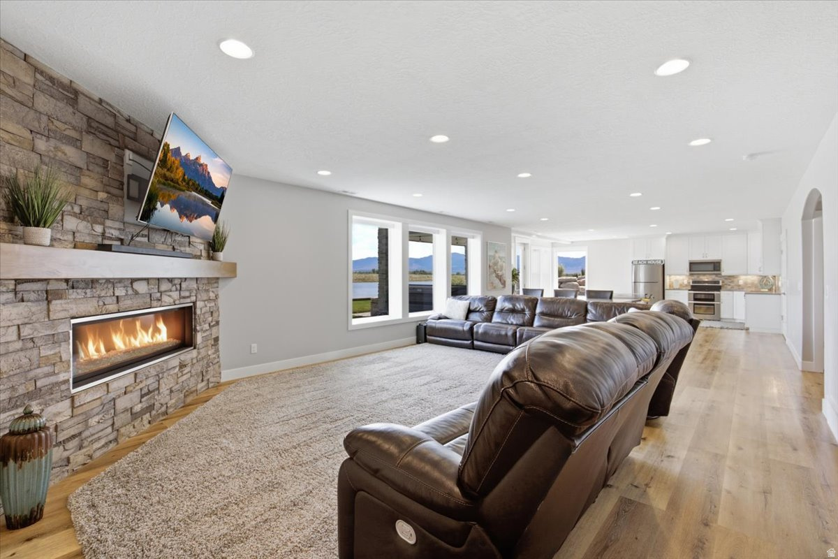 THE PIER - Residential