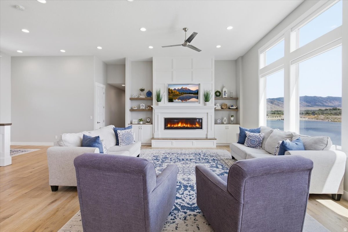 THE PIER - Residential
