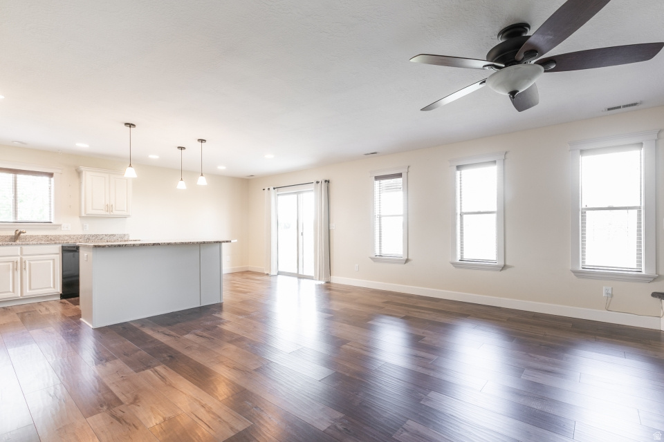 HARRISVILLE HOLLOW - Residential