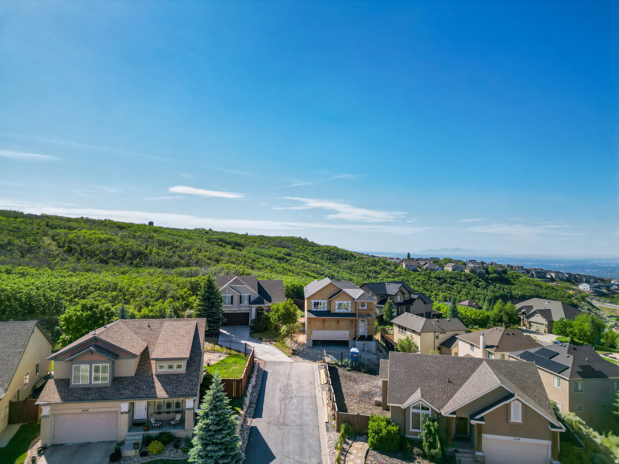EAGLE CREST NO 1 AT SUNCREST - Residential