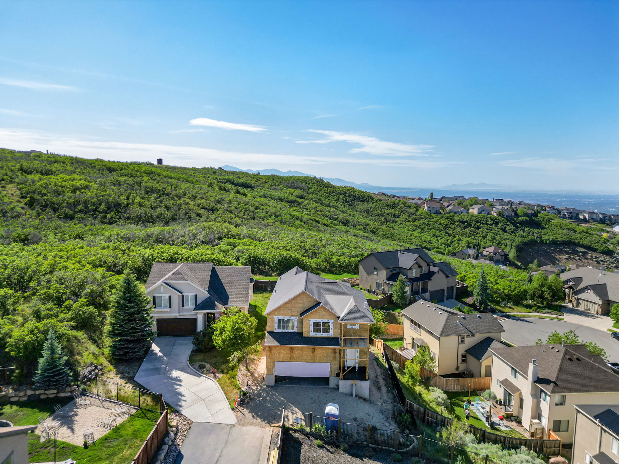 EAGLE CREST NO 1 AT SUNCREST - Residential