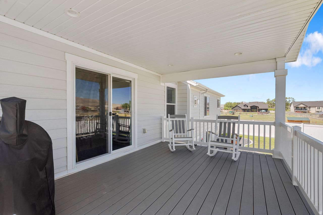 FREEMAN FARMS - Residential