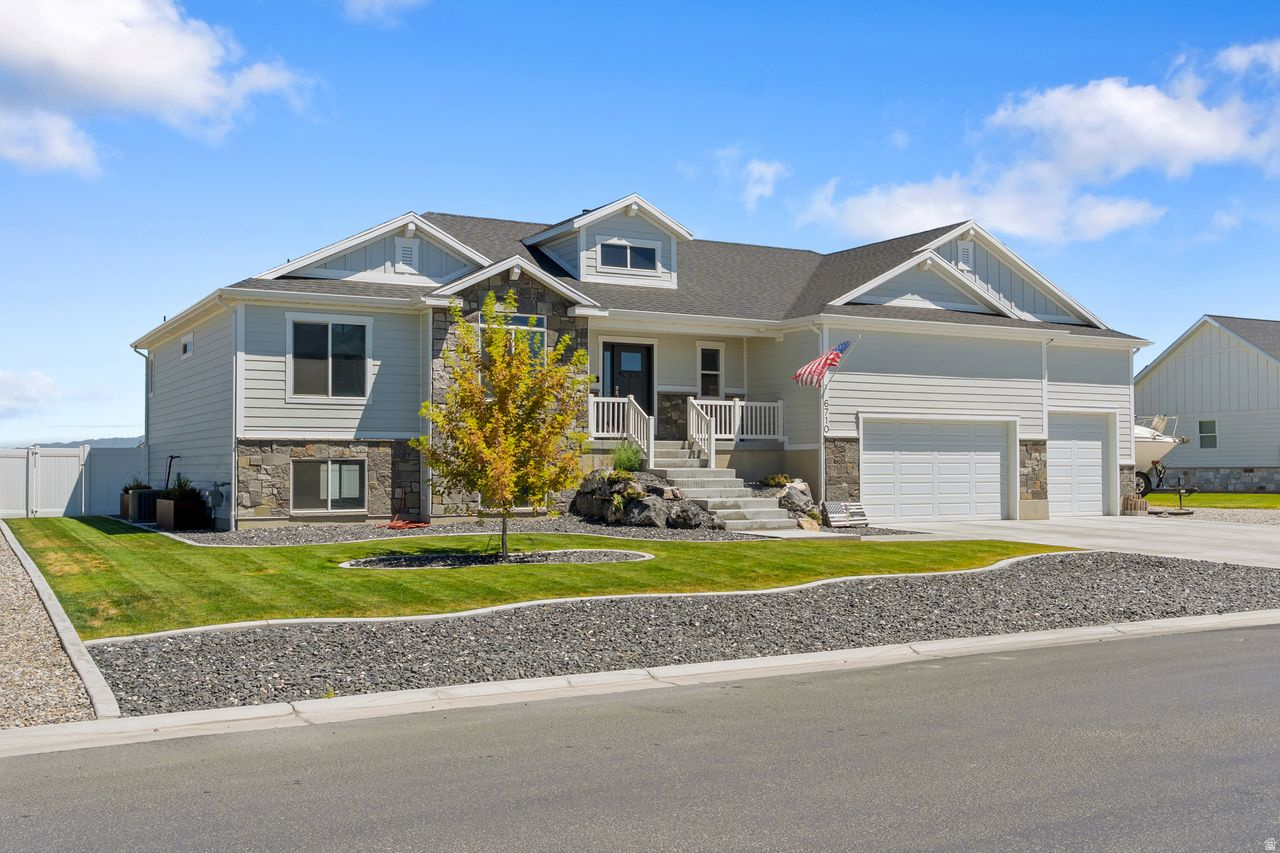 FREEMAN FARMS - Residential