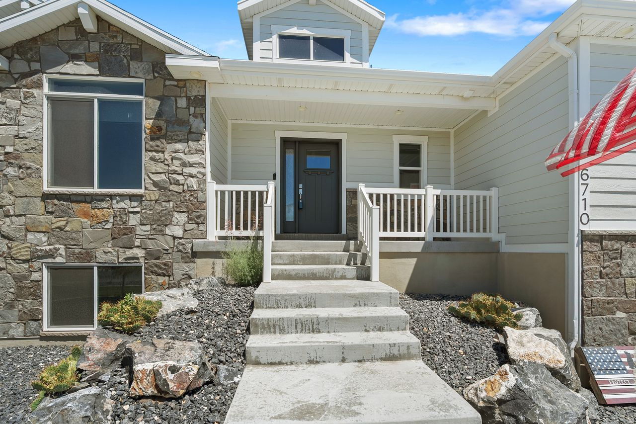 FREEMAN FARMS - Residential