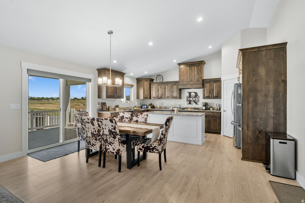 FREEMAN FARMS - Residential