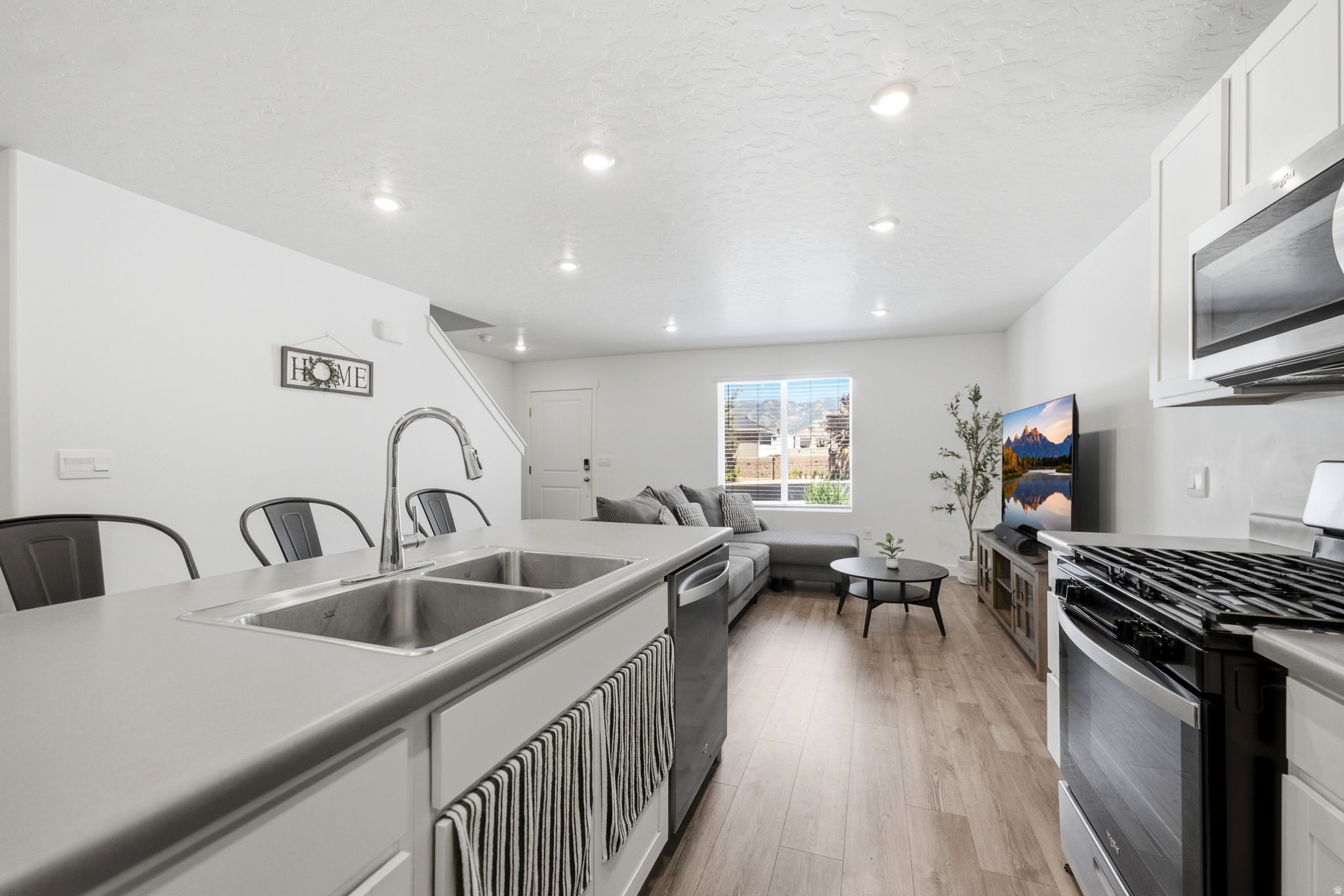 WESTERN ACRES - Residential