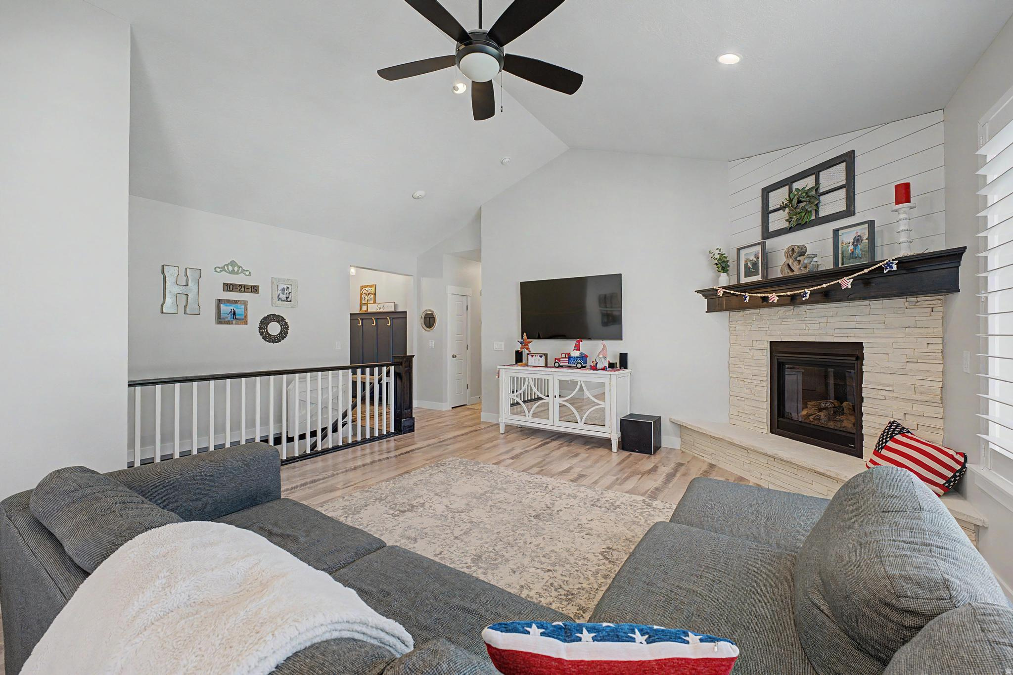 SIERRA ESTATES - Residential