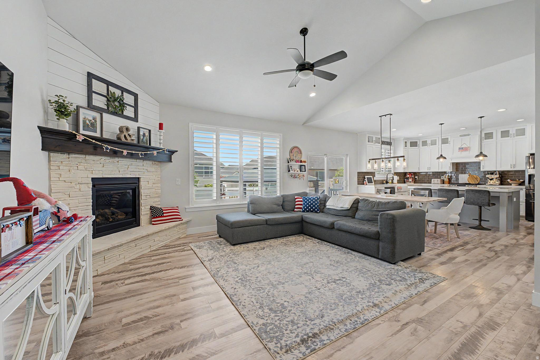 SIERRA ESTATES - Residential
