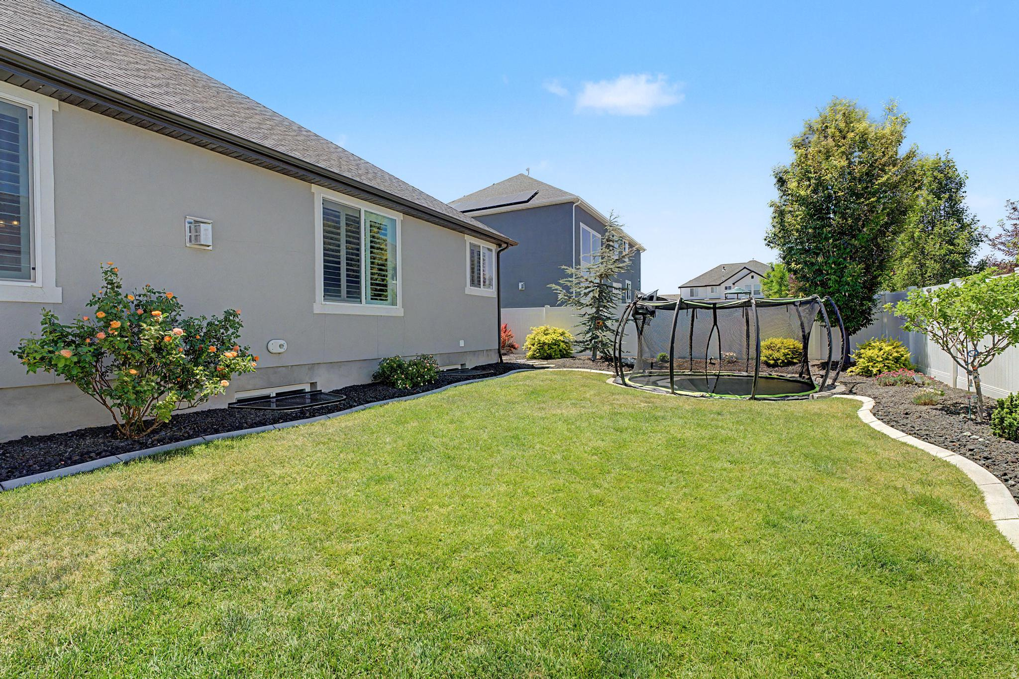 SIERRA ESTATES - Residential