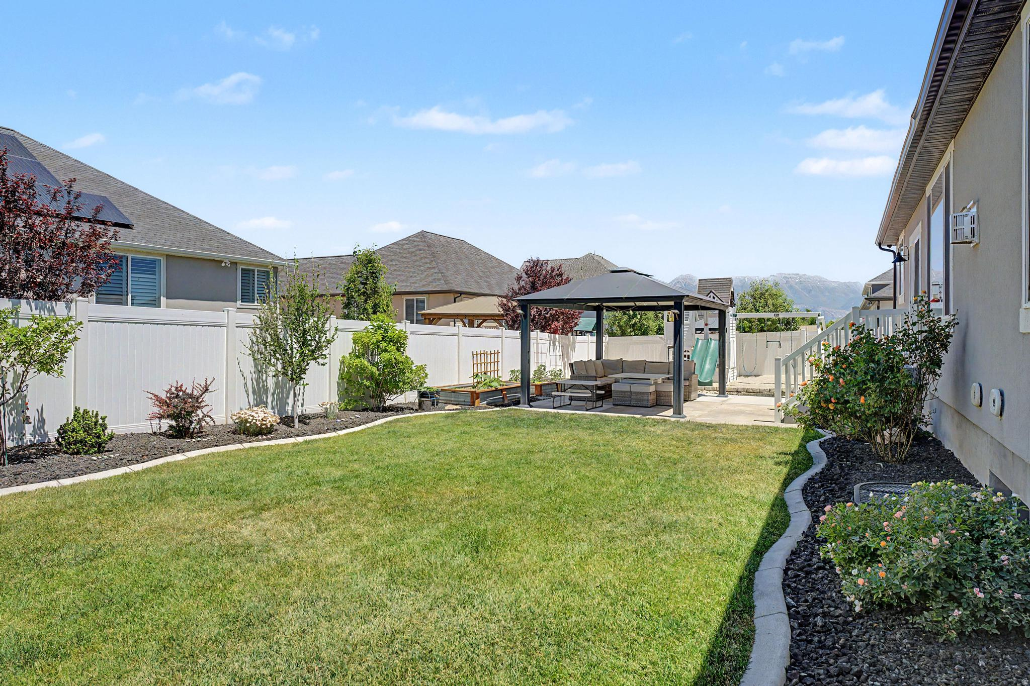 SIERRA ESTATES - Residential
