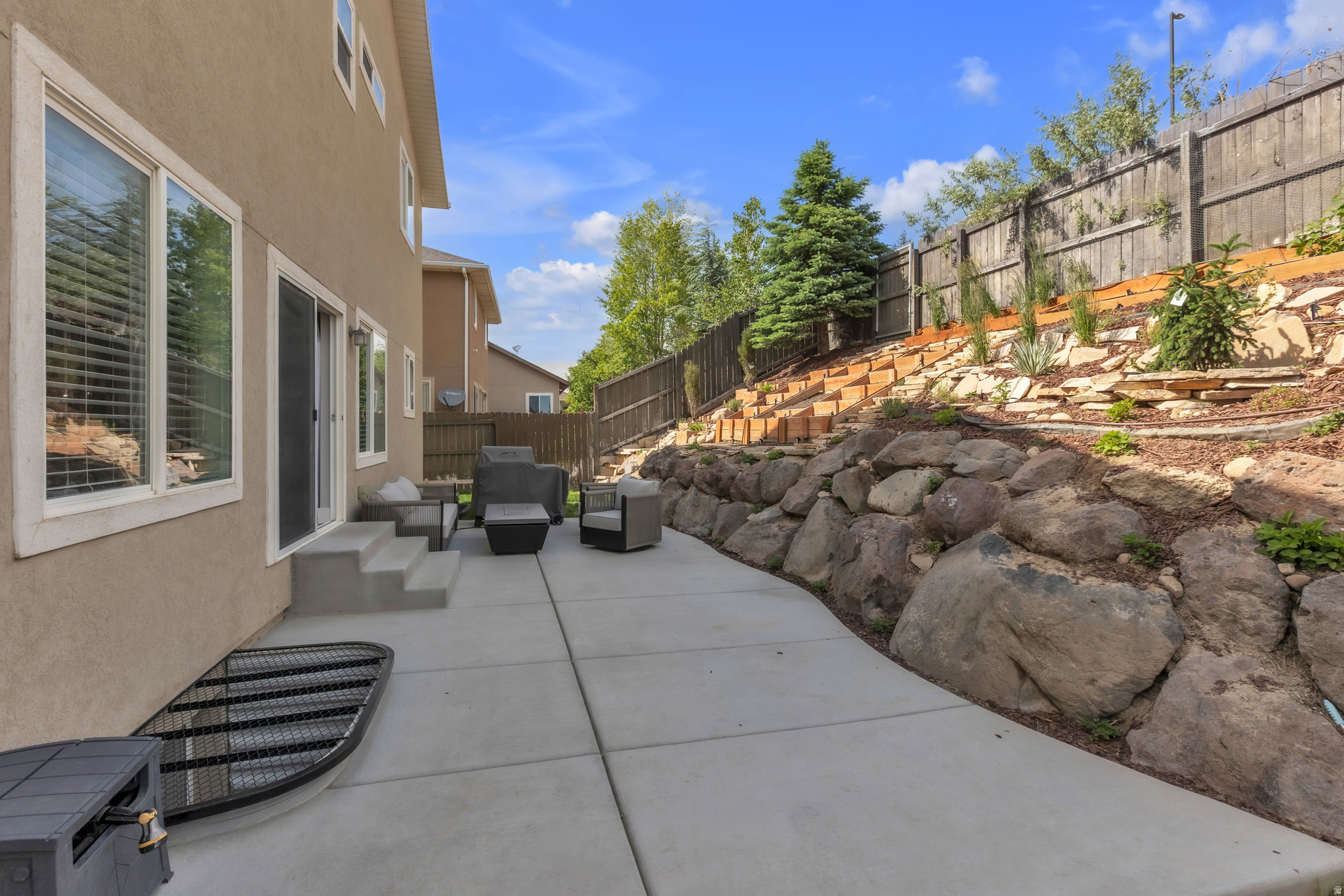 HUNTER CHASE - Residential