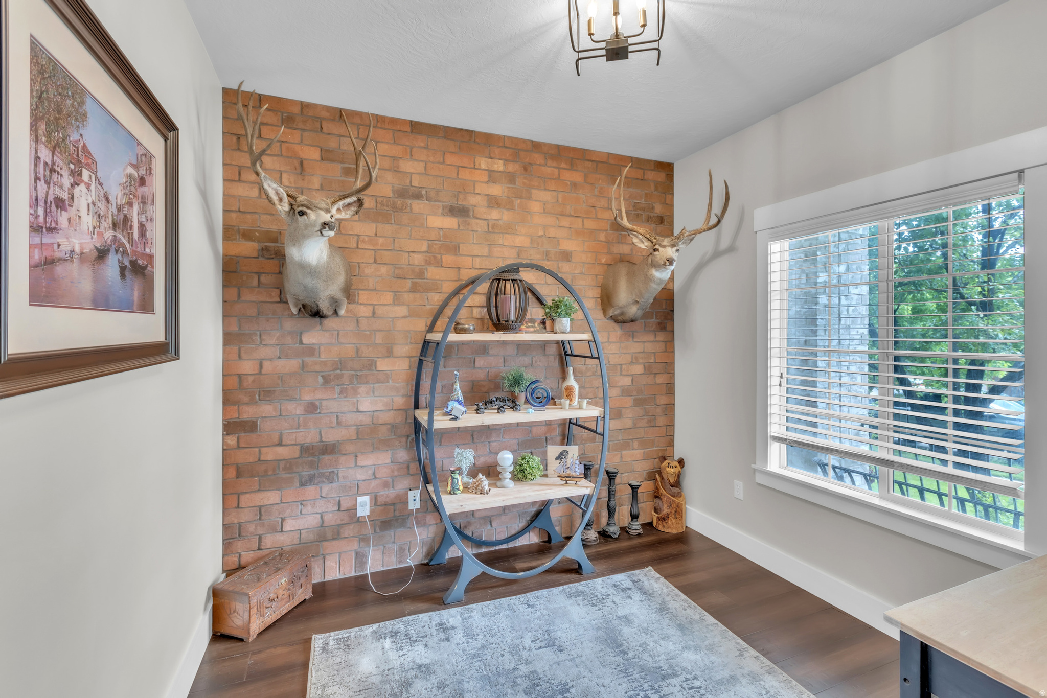 HUNTER CHASE - Residential