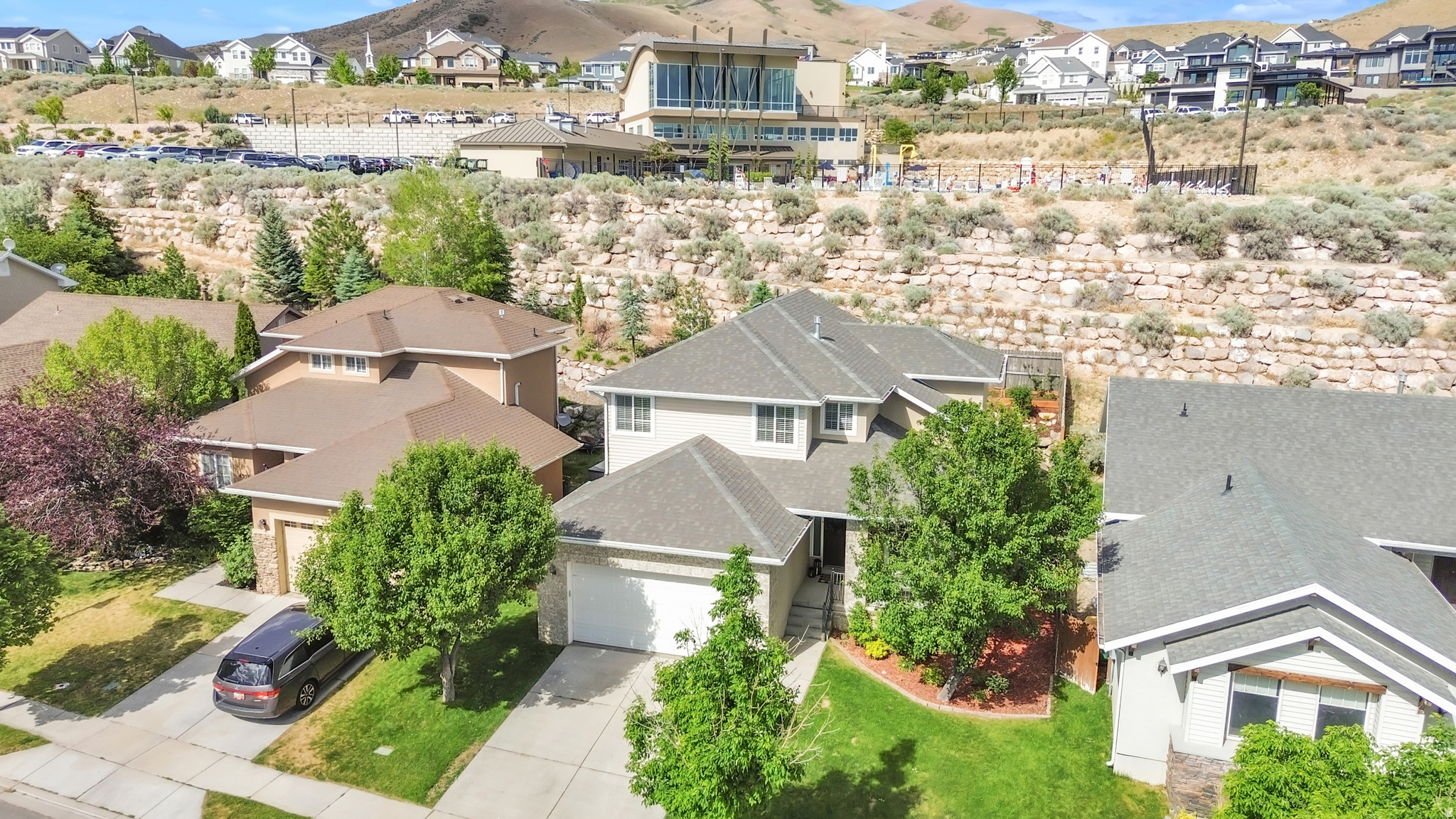HUNTER CHASE - Residential
