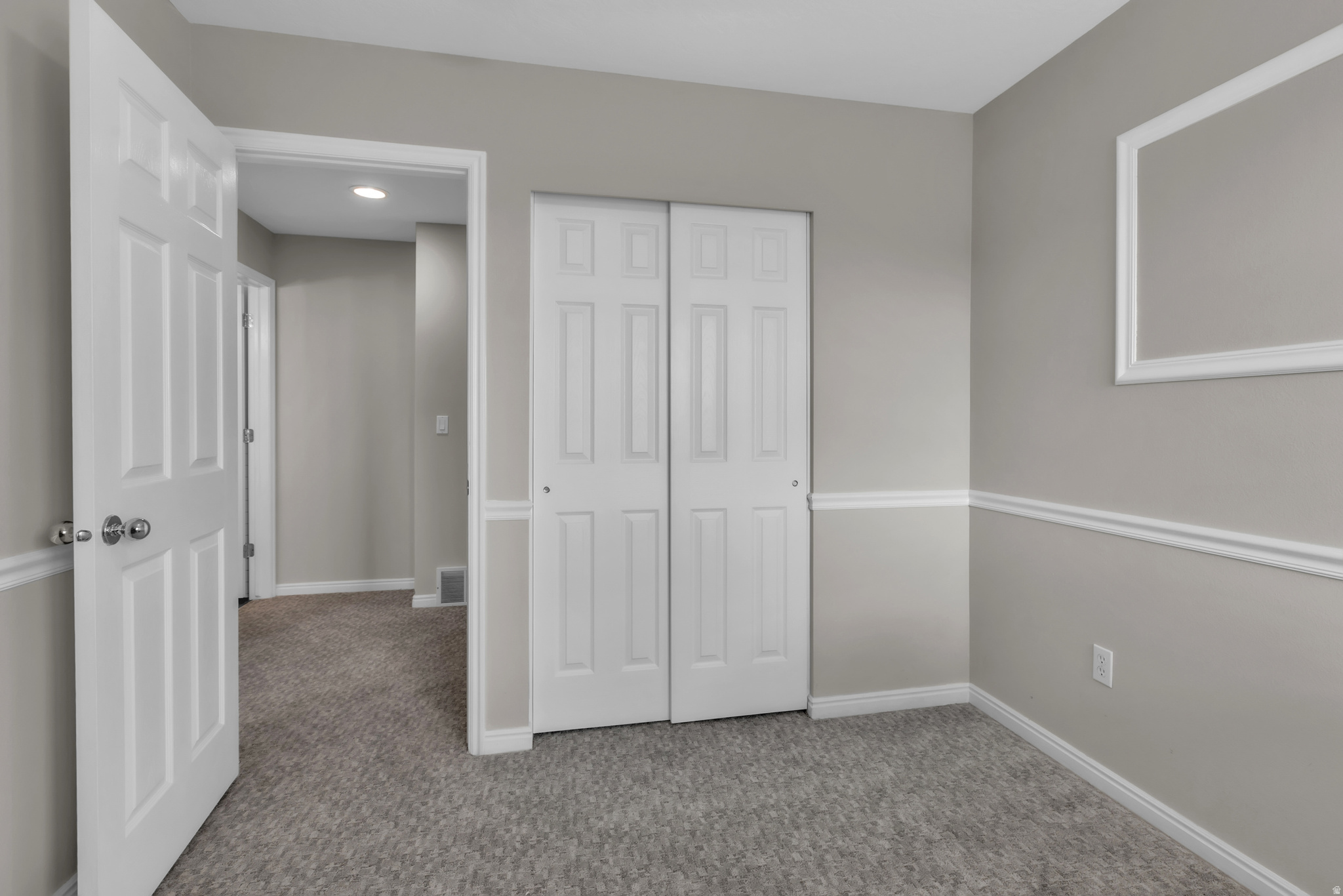 HUNTER CHASE - Residential