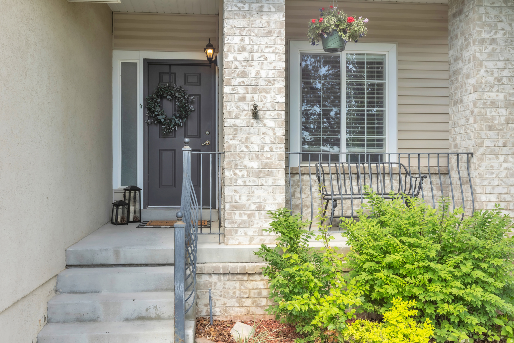HUNTER CHASE - Residential