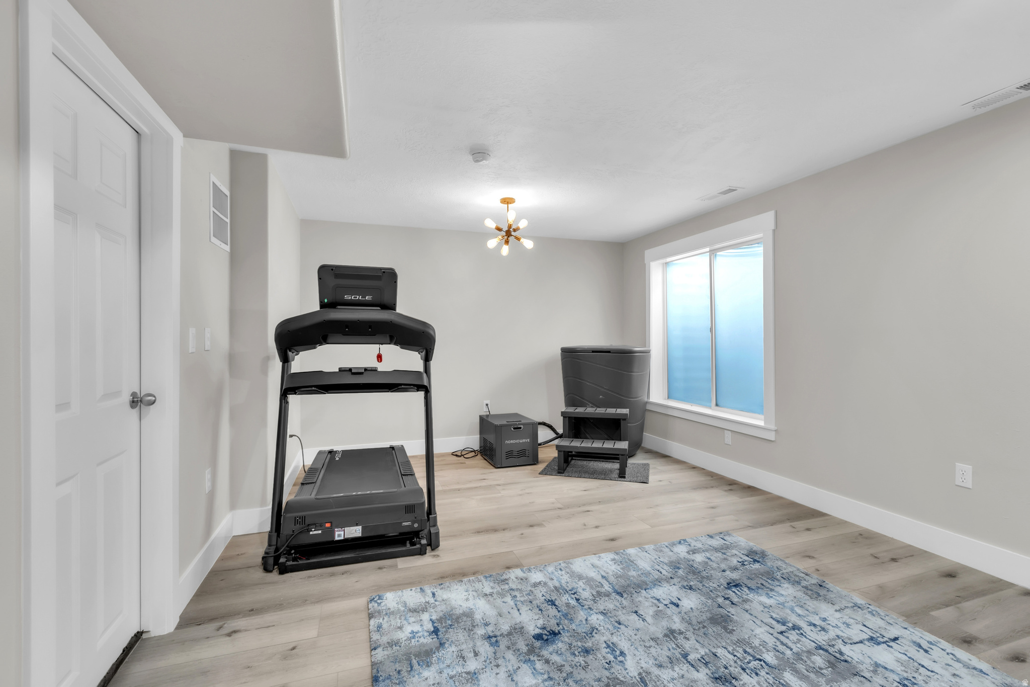 HUNTER CHASE - Residential