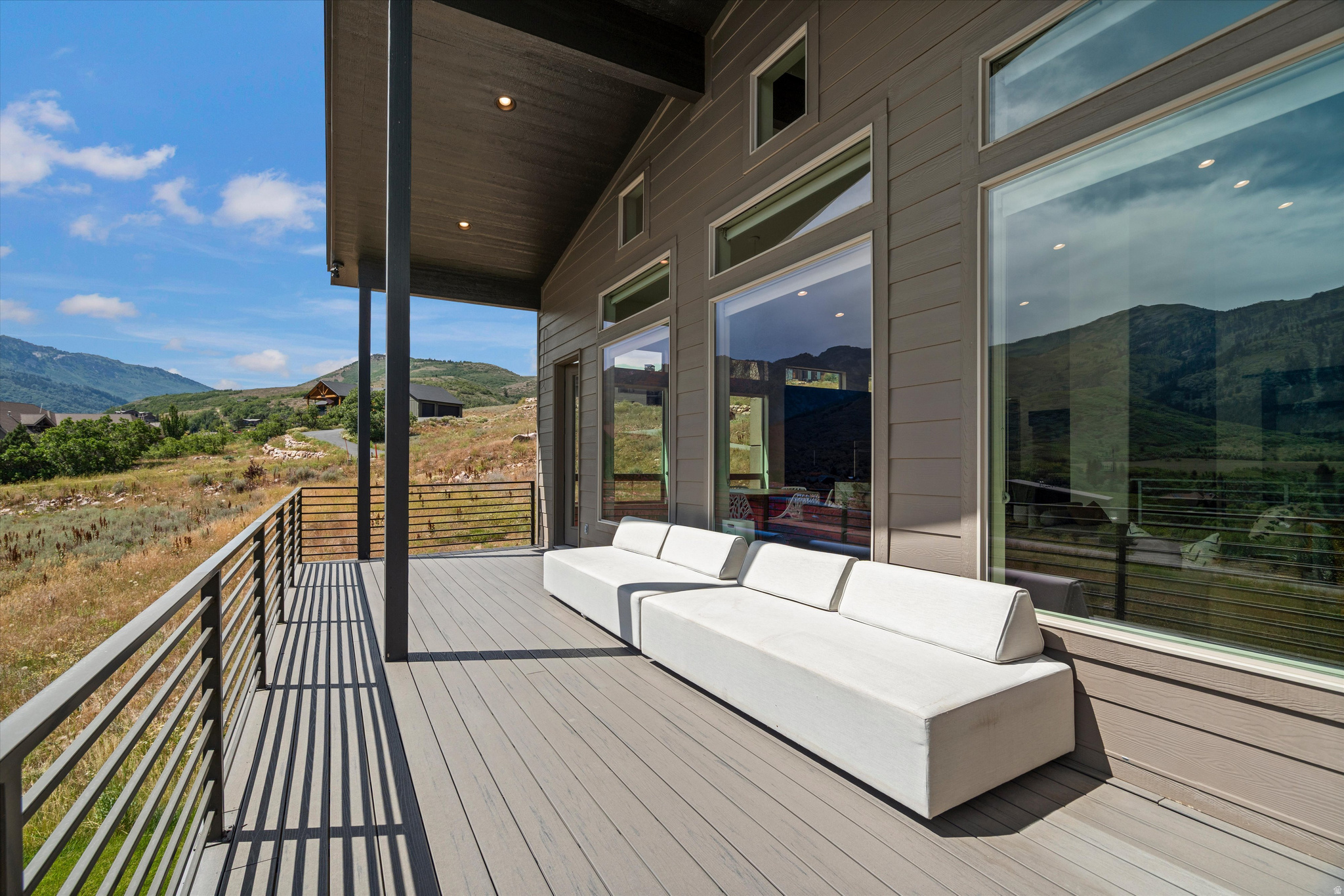 DURFEE CREEK - Residential