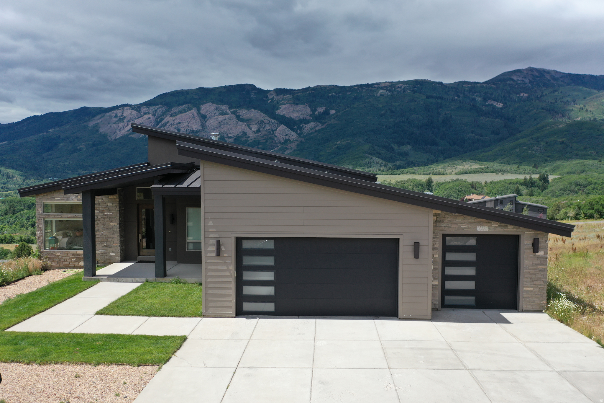 DURFEE CREEK - Residential