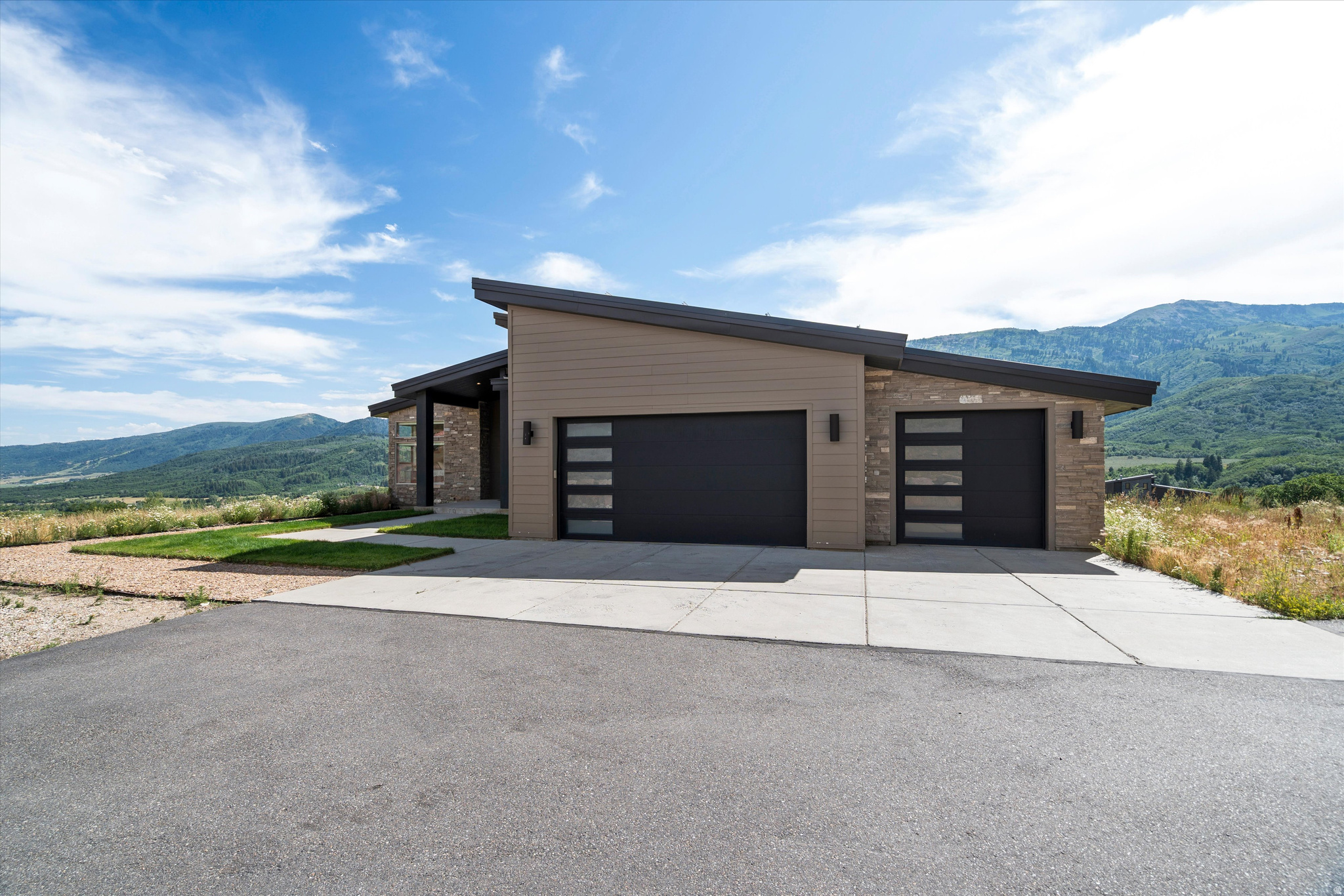 DURFEE CREEK - Residential