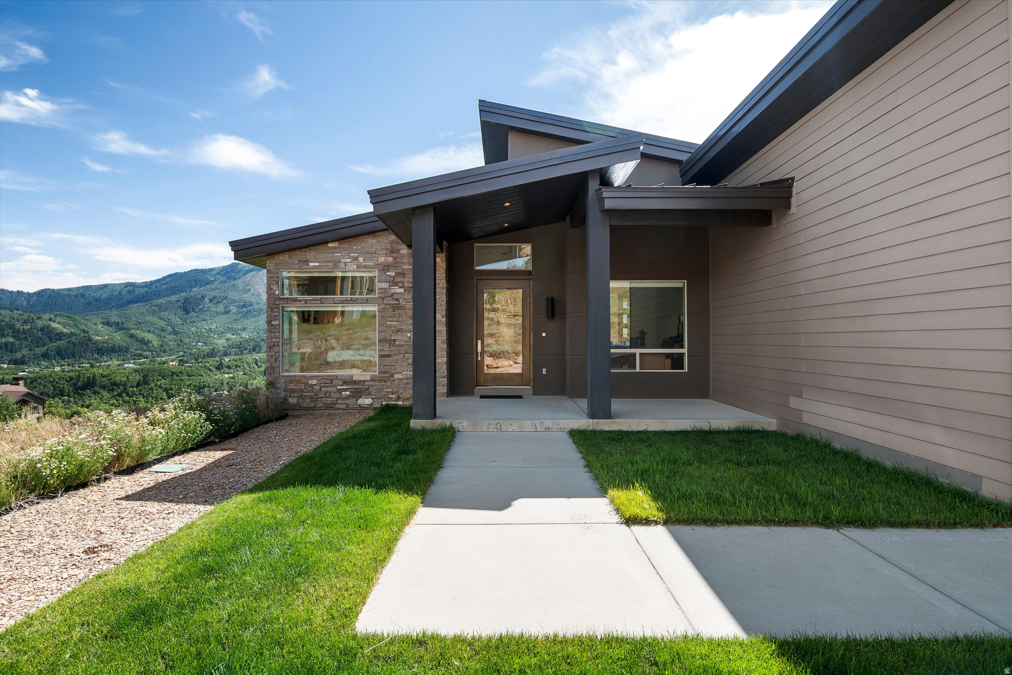 DURFEE CREEK - Residential