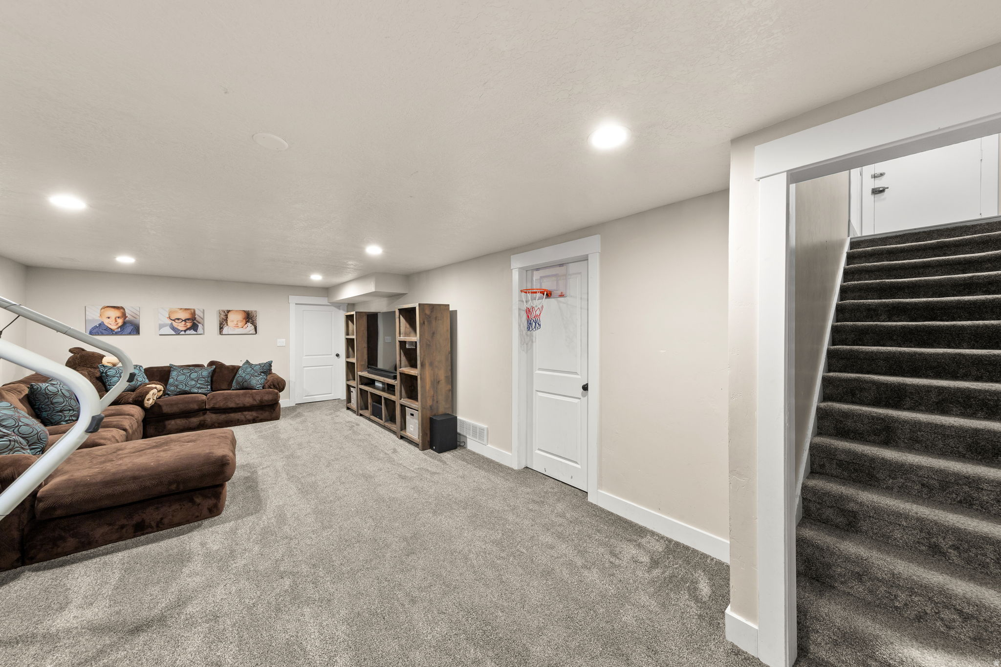COLLEGE HEIGHTS - Residential